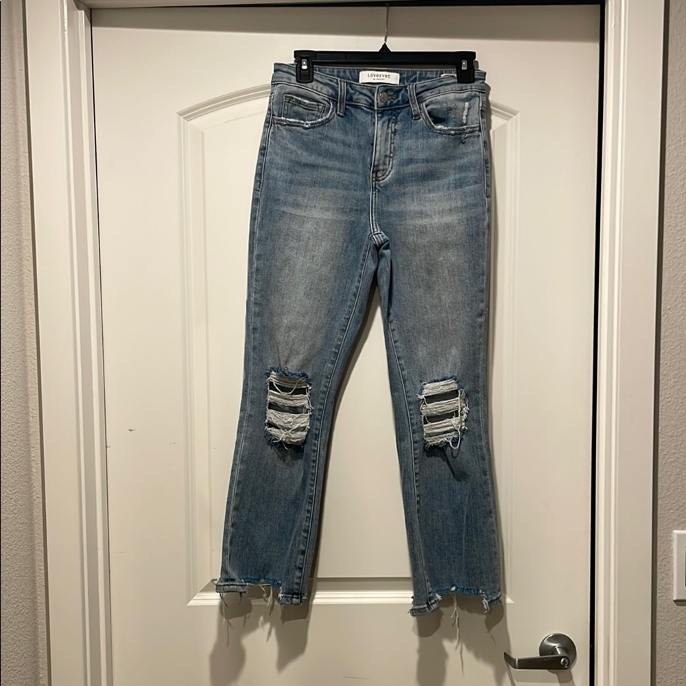 Distressed Mid Rise Cropped Jeans